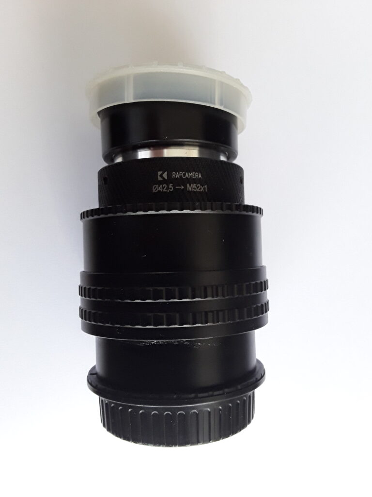 Diaprojector lens op canon camera