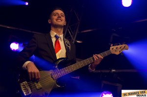 Carnaval in Elst - Mannen van Oranje