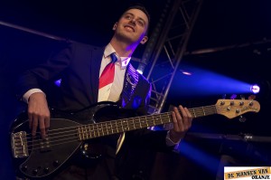 Carnaval in Elst - Mannen van Oranje