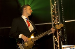 Carnaval in Elst - Mannen van Oranje