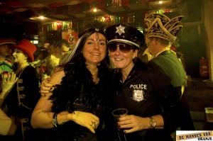 Carnaval in Elst - Mannen van Oranje