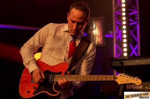 Carnaval in Elst - Mannen van Oranje