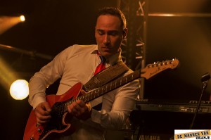Carnaval in Elst - Mannen van Oranje