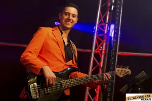 Carnaval in Elst - Mannen van Oranje