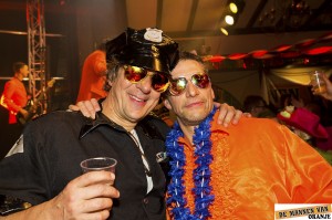 Carnaval in Elst - Mannen van Oranje