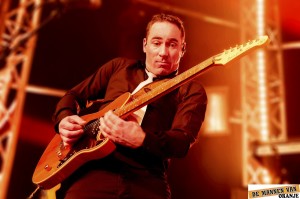 Carnaval in Elst - Mannen van Oranje