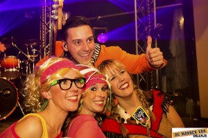 Carnaval in Elst - Mannen van Oranje