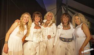 Glamourama @ Dicky Woodstock