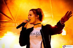 Lead - Kirsten Hillen